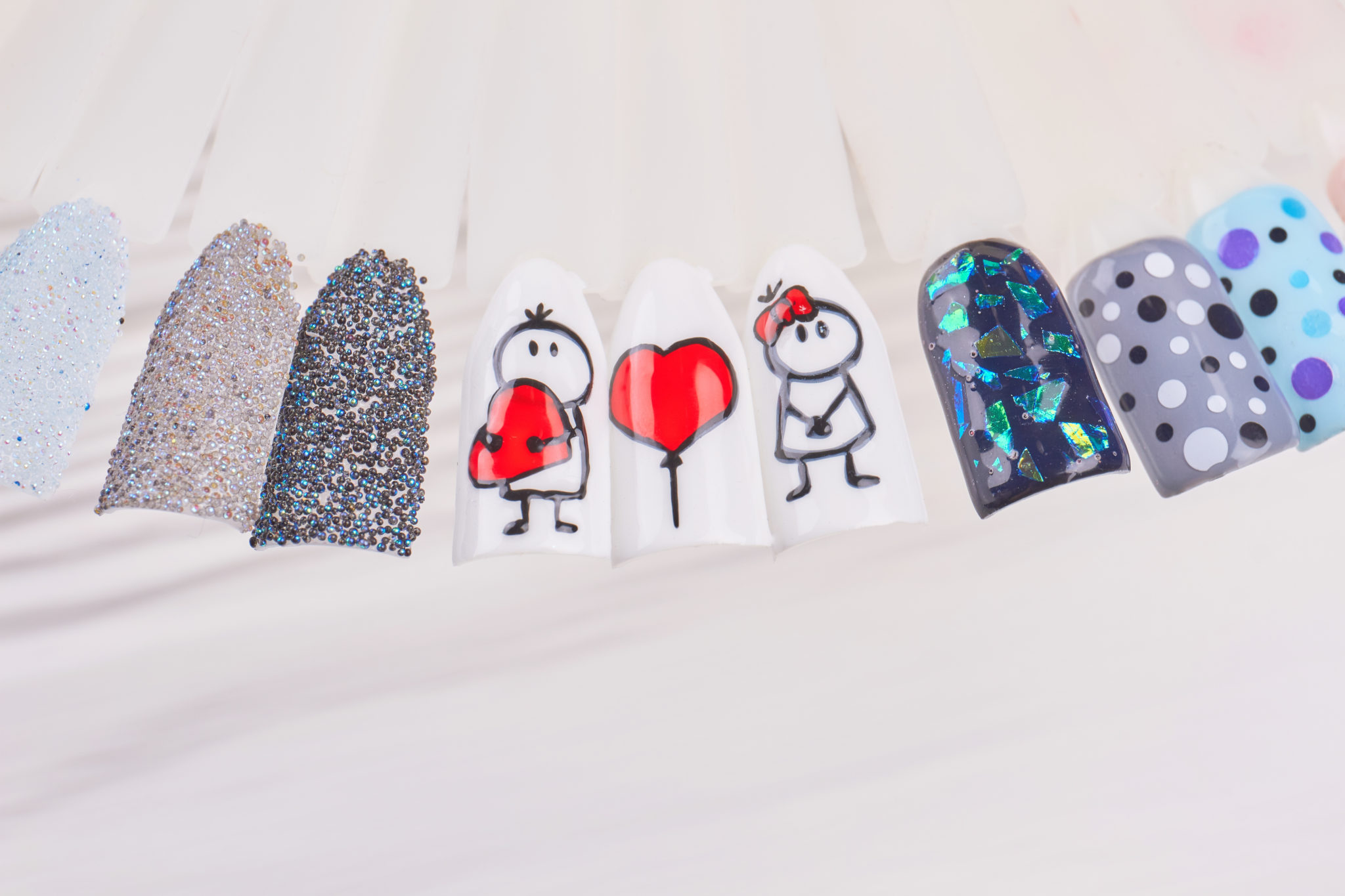 自分だけのネイルチップが初心者でも安く簡単に作れちゃう Melby メルビー