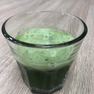 gokunou-aojiru-drink